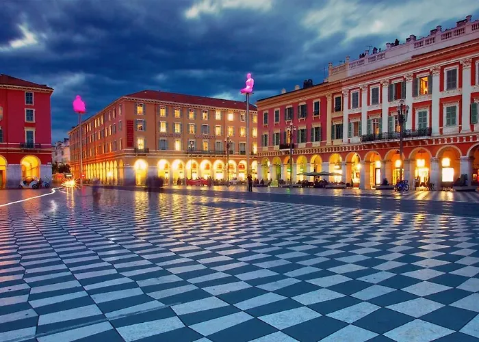 Appartamento 2 Bedroom - Hyper Center - Kitchen - Tramway - Balcony - Air Conditioner - Wifi *